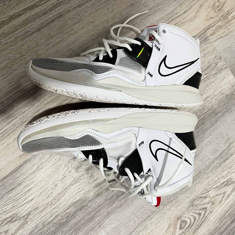 Kyrie Infinity “Man Machine”